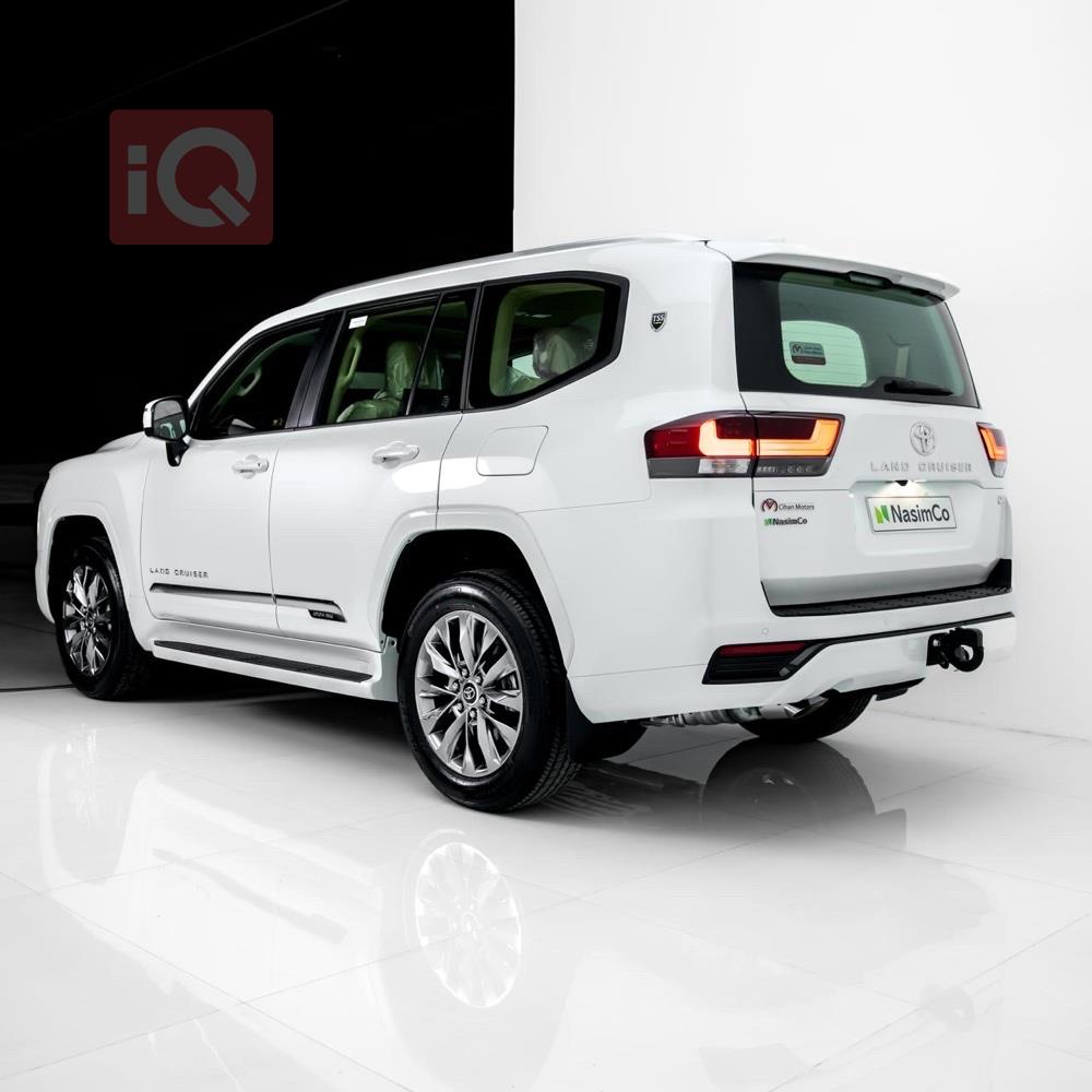 https://cdn.iqcars.ioimage_picker_6F648202-6B52-4BE8-8C29-D4EA722B2436-7849-000003DD8663A4BB_out.jpg
